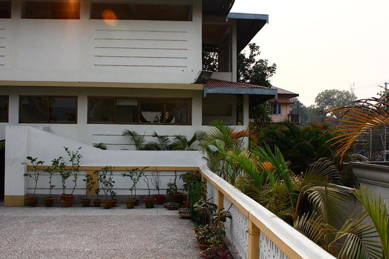 Marina'S Motel Bagdogra Exterior photo